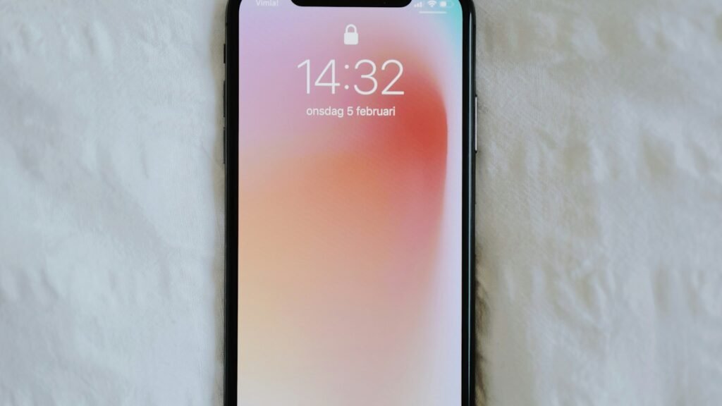 14 Tips to Make Your Phone Battery Last Longer